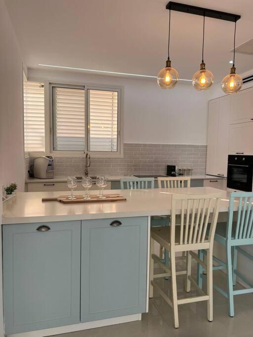 Luz Mansion ~ Lux & Comfy Villa Rishon LeZion Eksteriør bilde